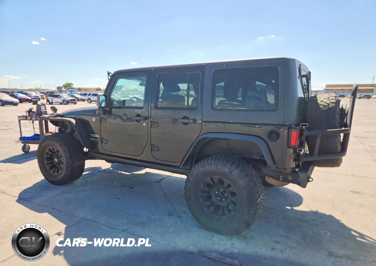 2012 Jeep Wrangler Unlimited Sport VIN:1C4HJWDG8CL221679 - 2