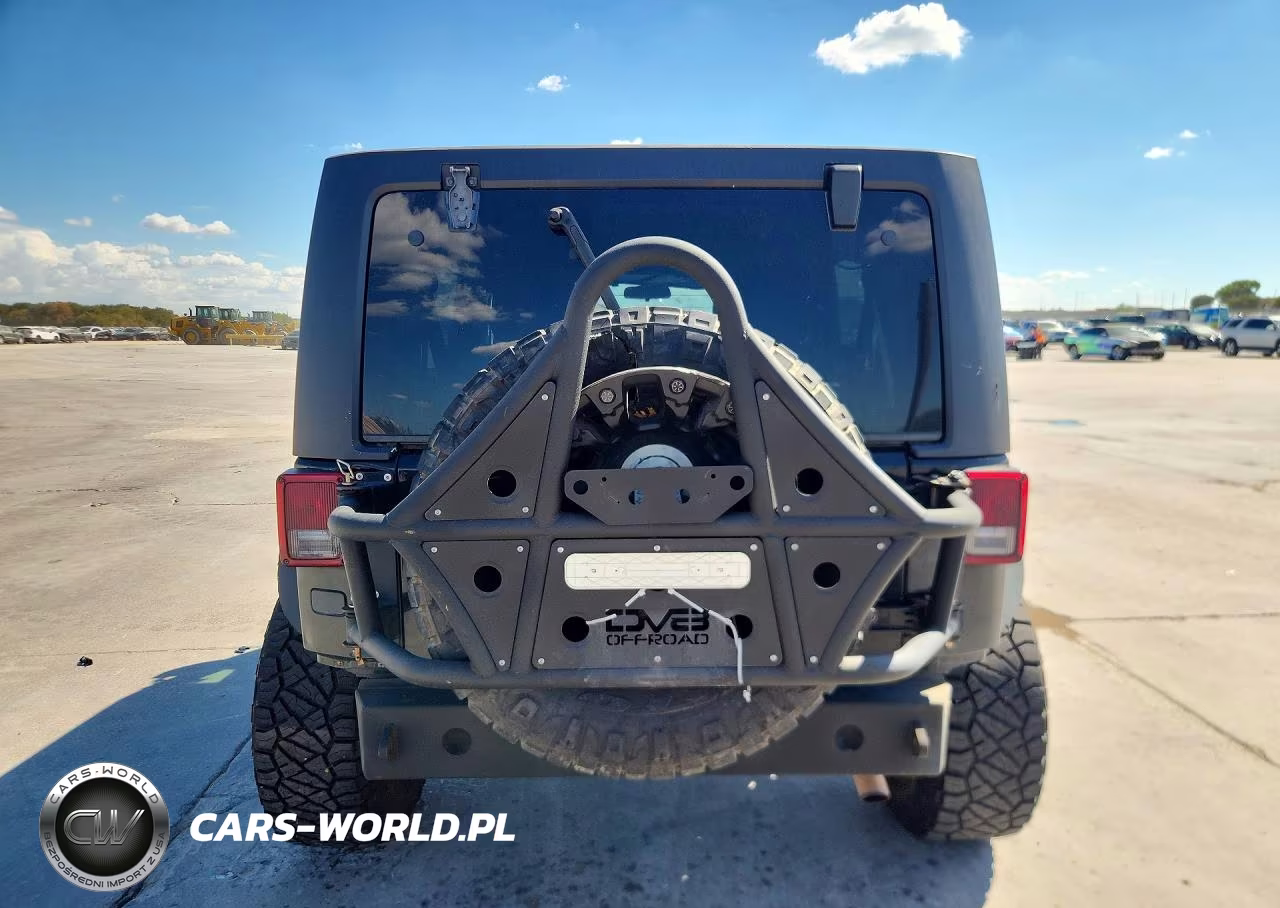 2012 Jeep Wrangler Unlimited Sport VIN:1C4HJWDG8CL221679 - 6
