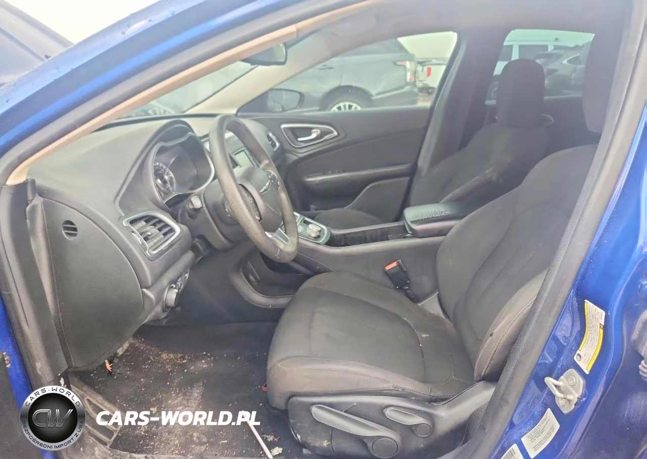 2015 Chrysler 200 Limited VIN:1C3CCCAB0FN699443 - 7