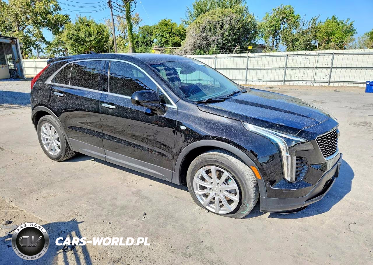2022 Cadillac Xt4 Luxury VIN:1GYAZAR49NF156543 - 4