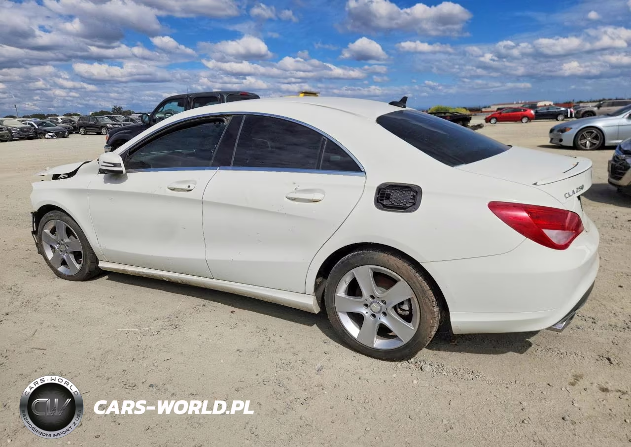 2015 Mercedes-Benz Cla 250 VIN:WDDSJ4EB9FN218737 - 2