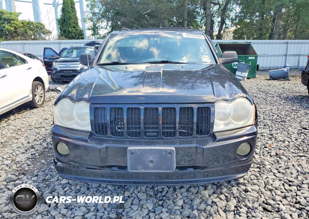 2007 Jeep Grand Cherokee Laredo VIN:1J8GR48K97C623832 - 5