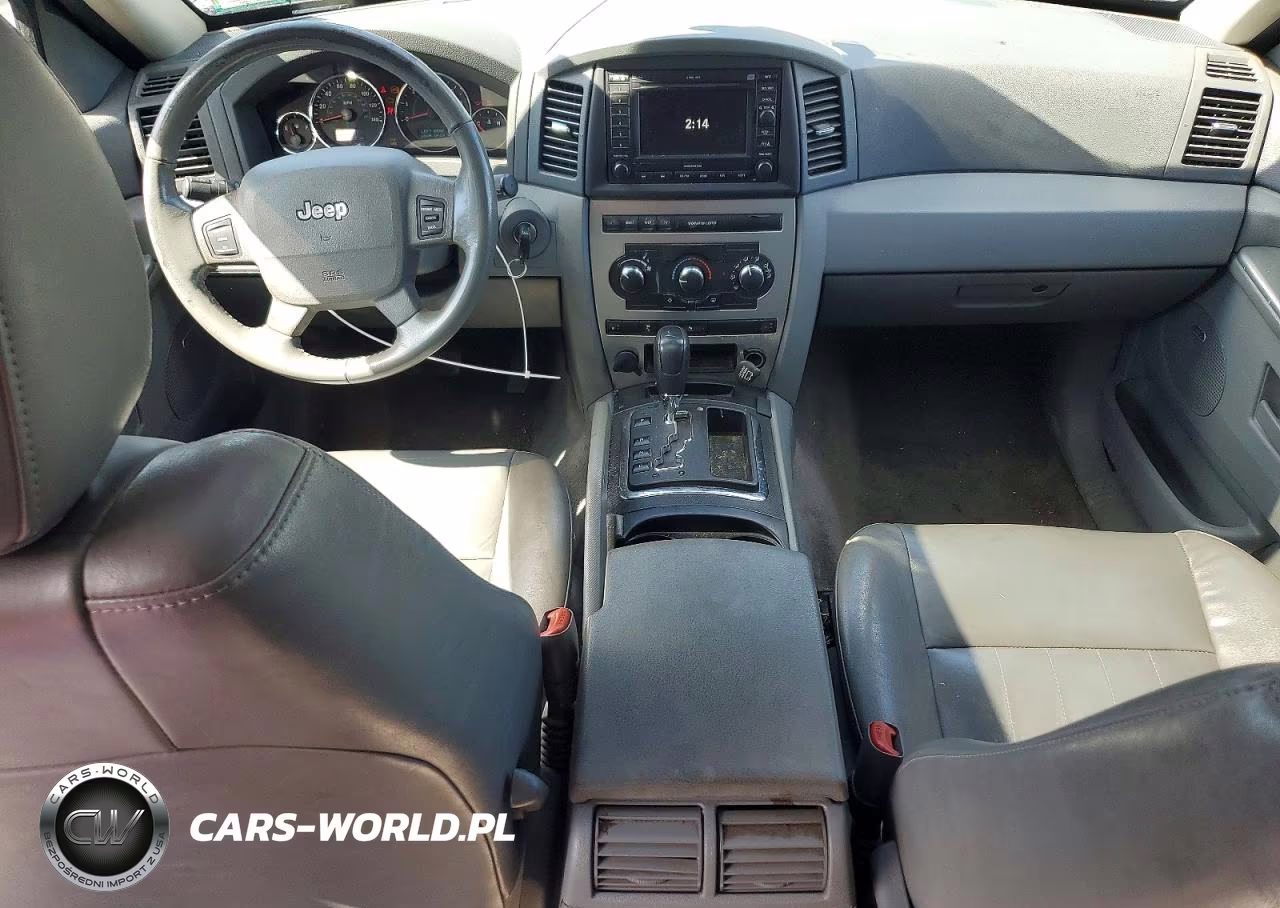 2007 Jeep Grand Cherokee Laredo VIN:1J8GR48K97C623832 - 8