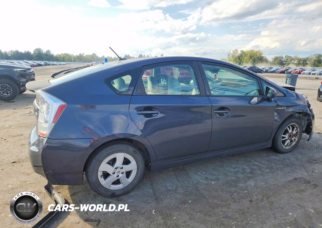 2011 Toyota Prius Three VIN:JTDKN3DU0B0302223 - 3