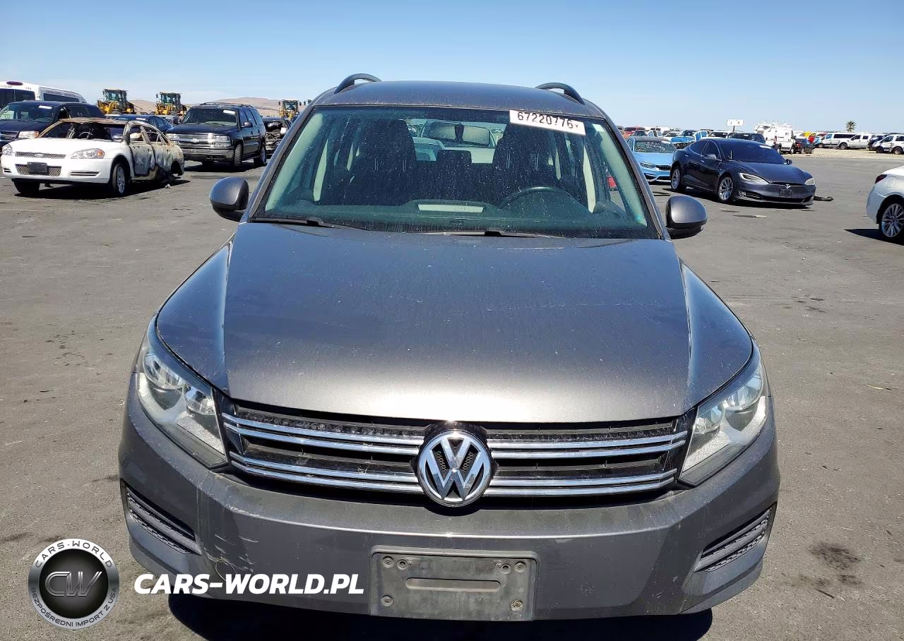 2018 Volkswagen Tiguan Limited VIN:WVGAV7AXXJK002351 - 5