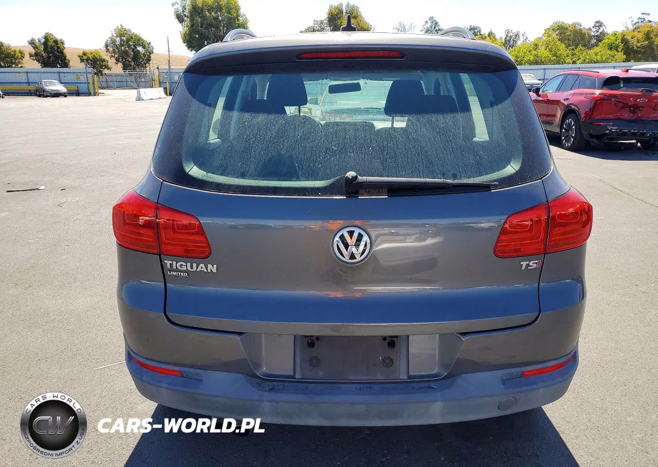 2018 Volkswagen Tiguan Limited VIN:WVGAV7AXXJK002351 - 6