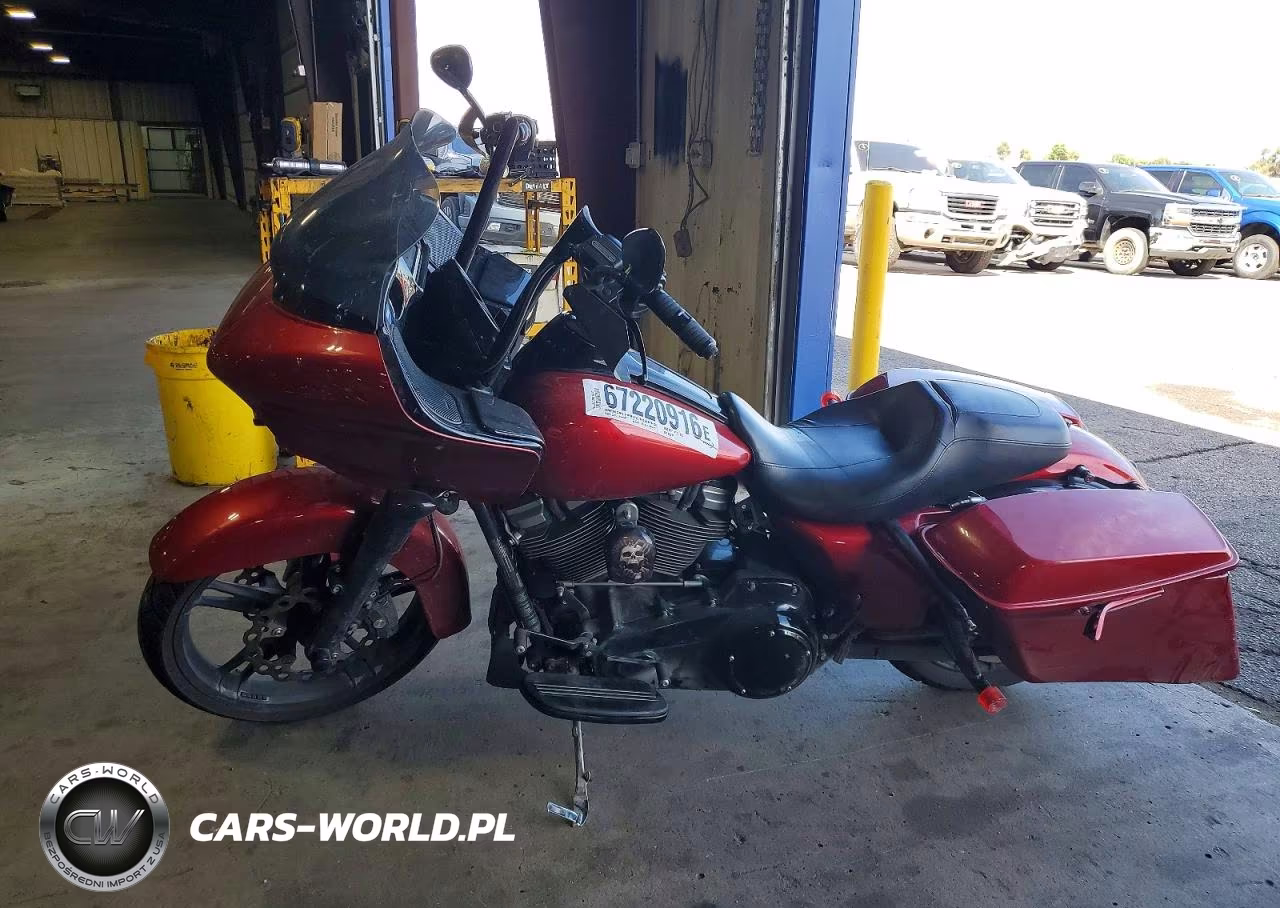 2018 Harley-Davidson Fltrxs Road Glide Special VIN:1HD1KTC19JB678030 - 3