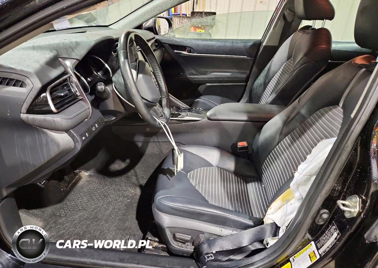 2020 Toyota Camry Se Nightshade VIN:4T1G11AK6LU309580 - 7