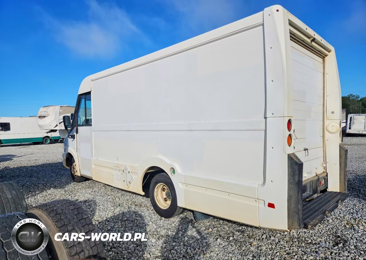 2018 Isuzu Reach Delivery Truck VIN:JALB4T178J7W00282 - 2