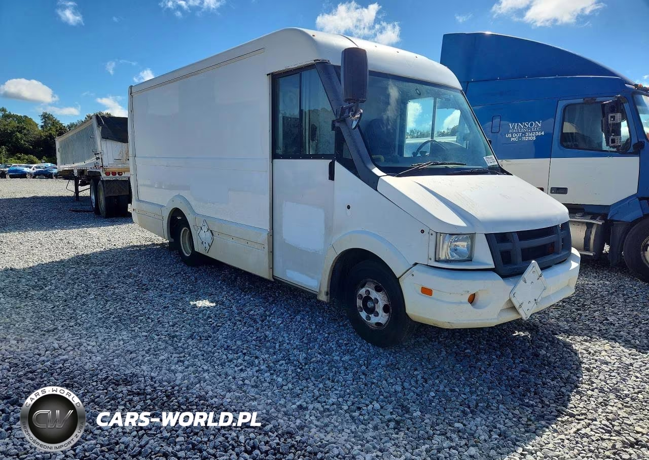 2018 Isuzu Reach Delivery Truck VIN:JALB4T178J7W00282 - 4