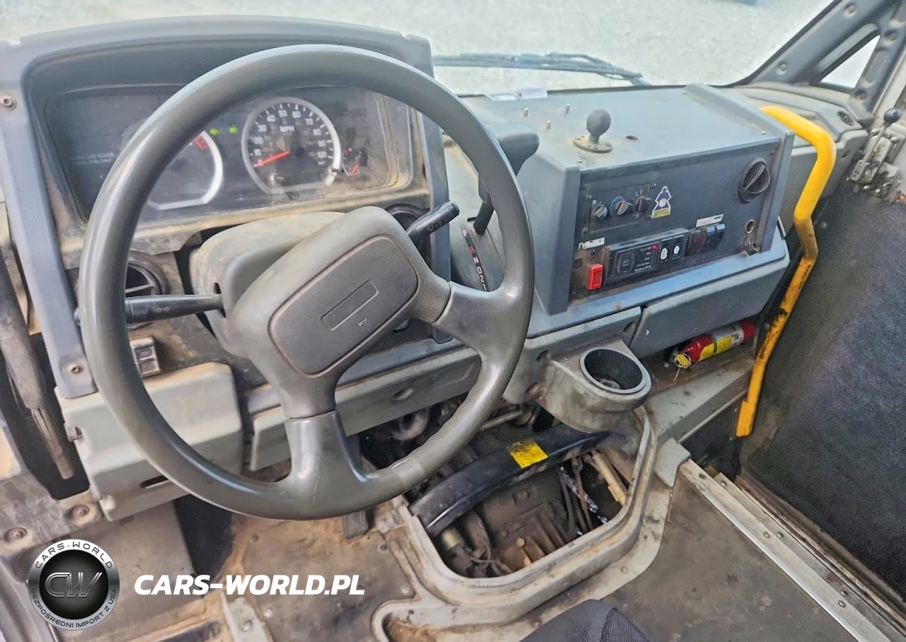 2018 Isuzu Reach Delivery Truck VIN:JALB4T178J7W00282 - 8