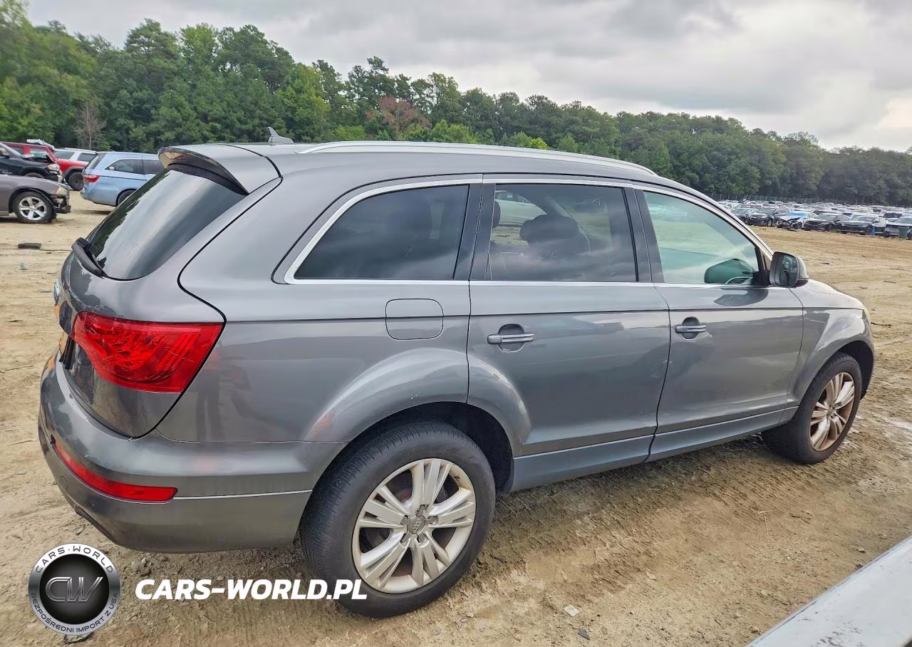 2011 Audi Q7 Premium Plus VIN:WA1LGAFE6BD003475 - 4