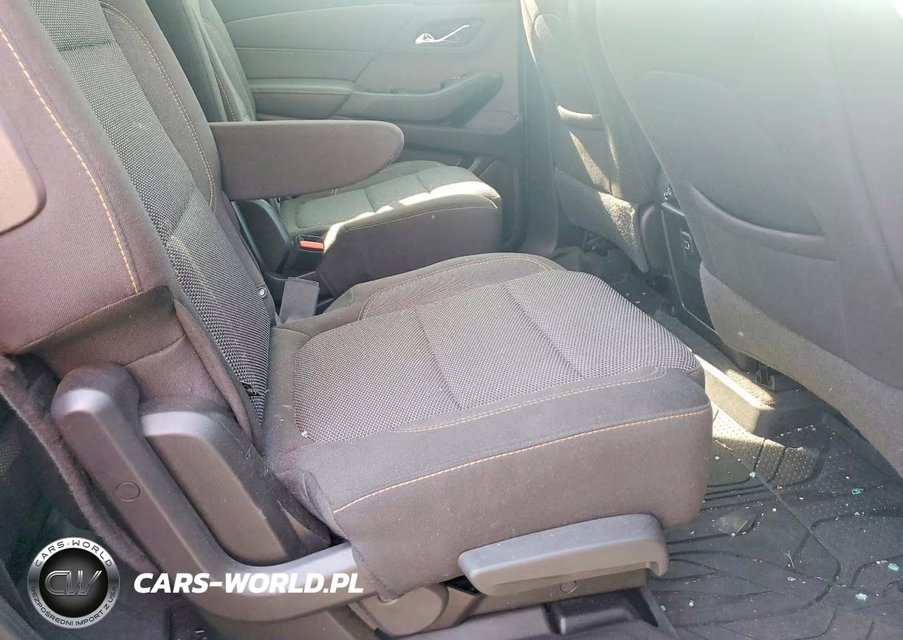 2019 Chevrolet Traverse Lt VIN:1GNEVGKW7KJ210536 - 11
