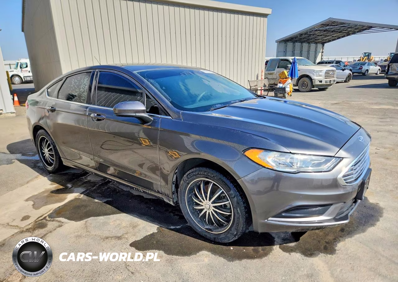 2017 Ford Fusion Se VIN:3FA6P0HD4HR255622 - 4