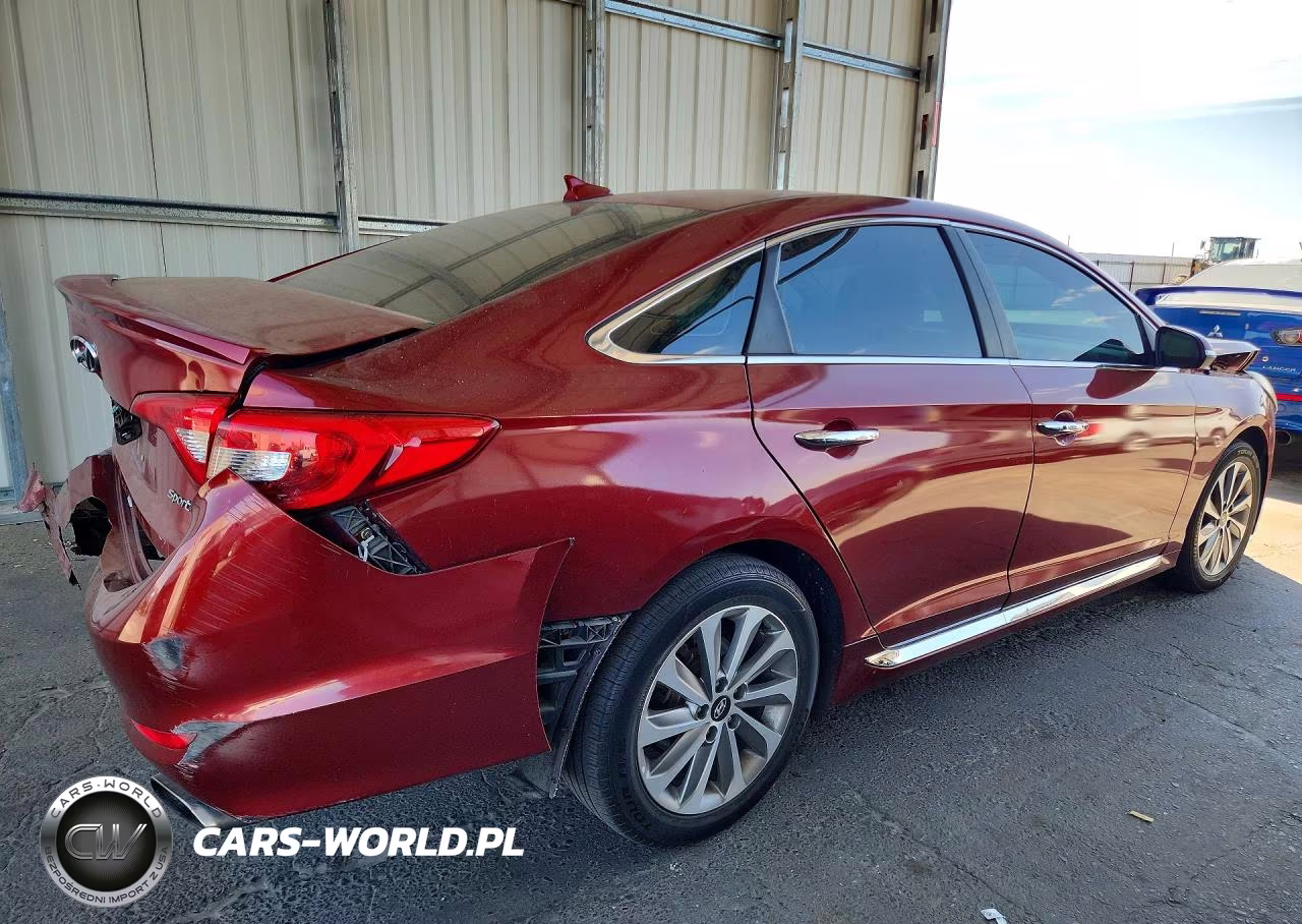 2016 Hyundai Sonata Sport VIN:5NPE34AFXGH434009 - 3
