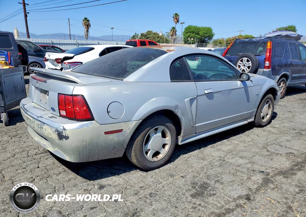 2000 Ford Mustang VIN:1FAFP4043YF315308 - 3
