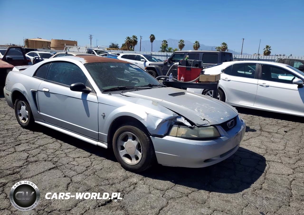 2000 Ford Mustang VIN:1FAFP4043YF315308 - 4