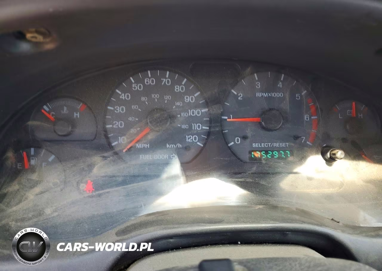 2000 Ford Mustang VIN:1FAFP4043YF315308 - 9