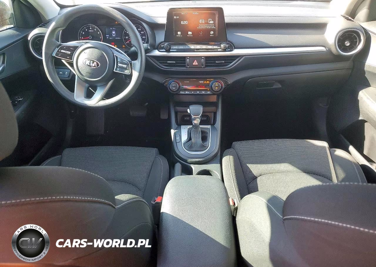 2019 Kia Forte Lxs VIN:3KPF24AD0KE076390 - 8