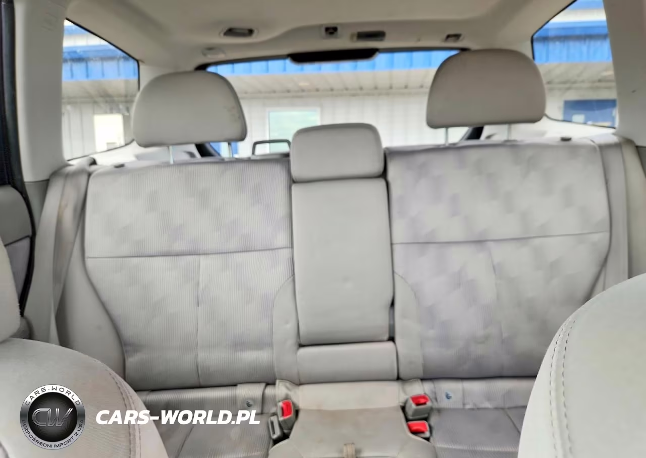 2010 Subaru Forester 2.5X Premium VIN:JF2SH6CC6AH705416 - 10