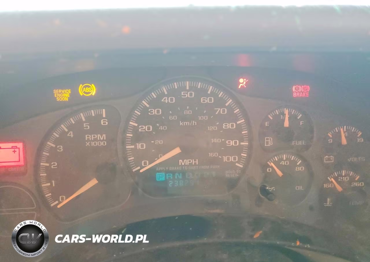 2001 Chevrolet Suburban K1500 VIN:1GNFK16TX1J278595 - 9