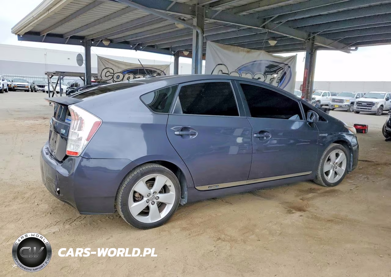 2010 Toyota Prius V VIN:JTDKN3DU3A0235258 - 3