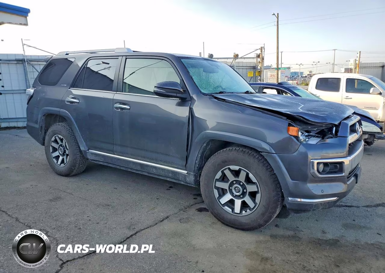 2015 Toyota 4Runner Limited VIN:JTEZU5JR3F5109937 - 4