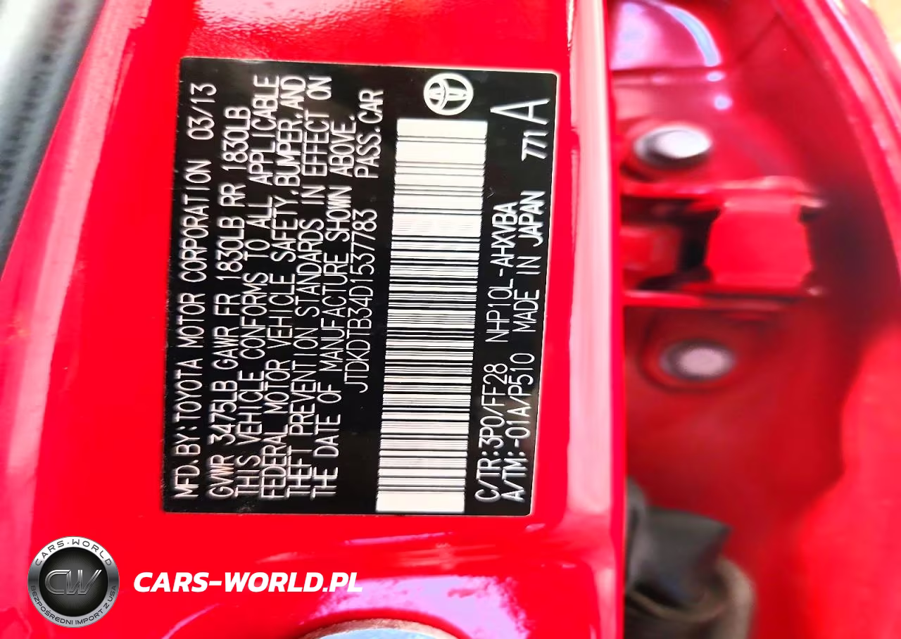 2013 Toyota Prius C Two VIN:JTDKDTB34D1537783 - 12