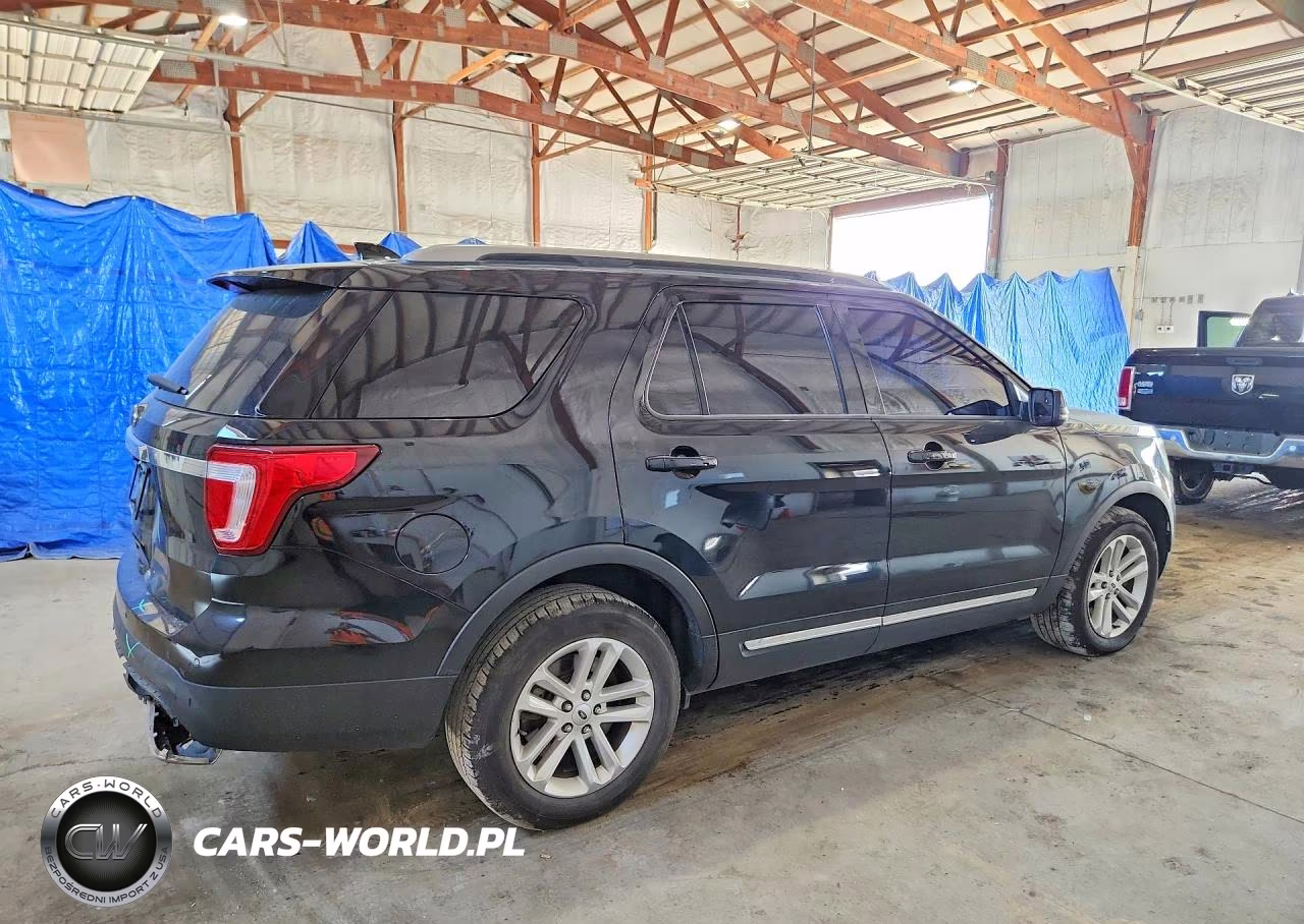 2017 Ford Explorer Xlt VIN:1FM5K7D80HGD97538 - 3