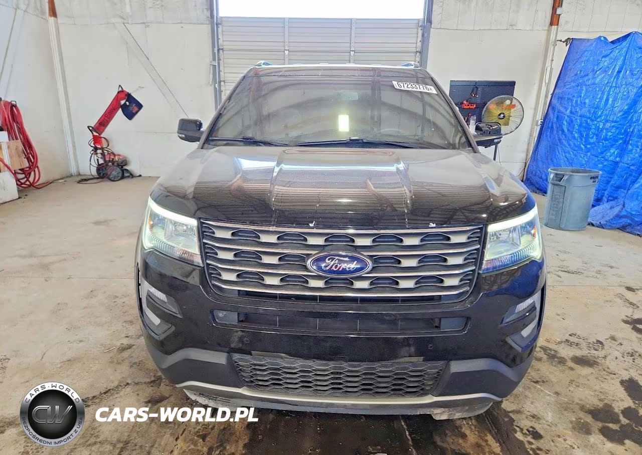 2017 Ford Explorer Xlt VIN:1FM5K7D80HGD97538 - 5