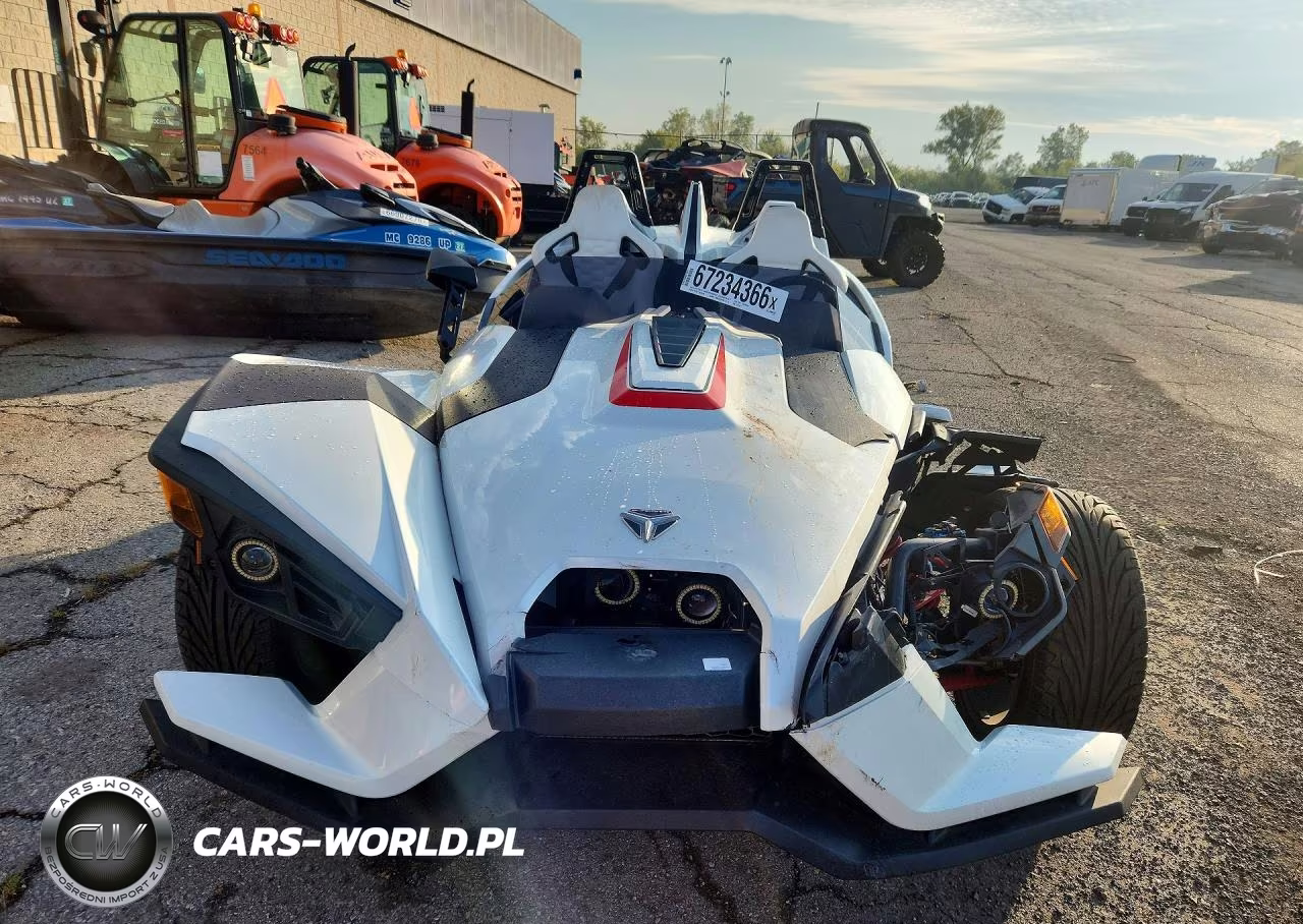 2016 Polaris Slingshot Sl VIN:57XAAPFA1G7113152 - 2