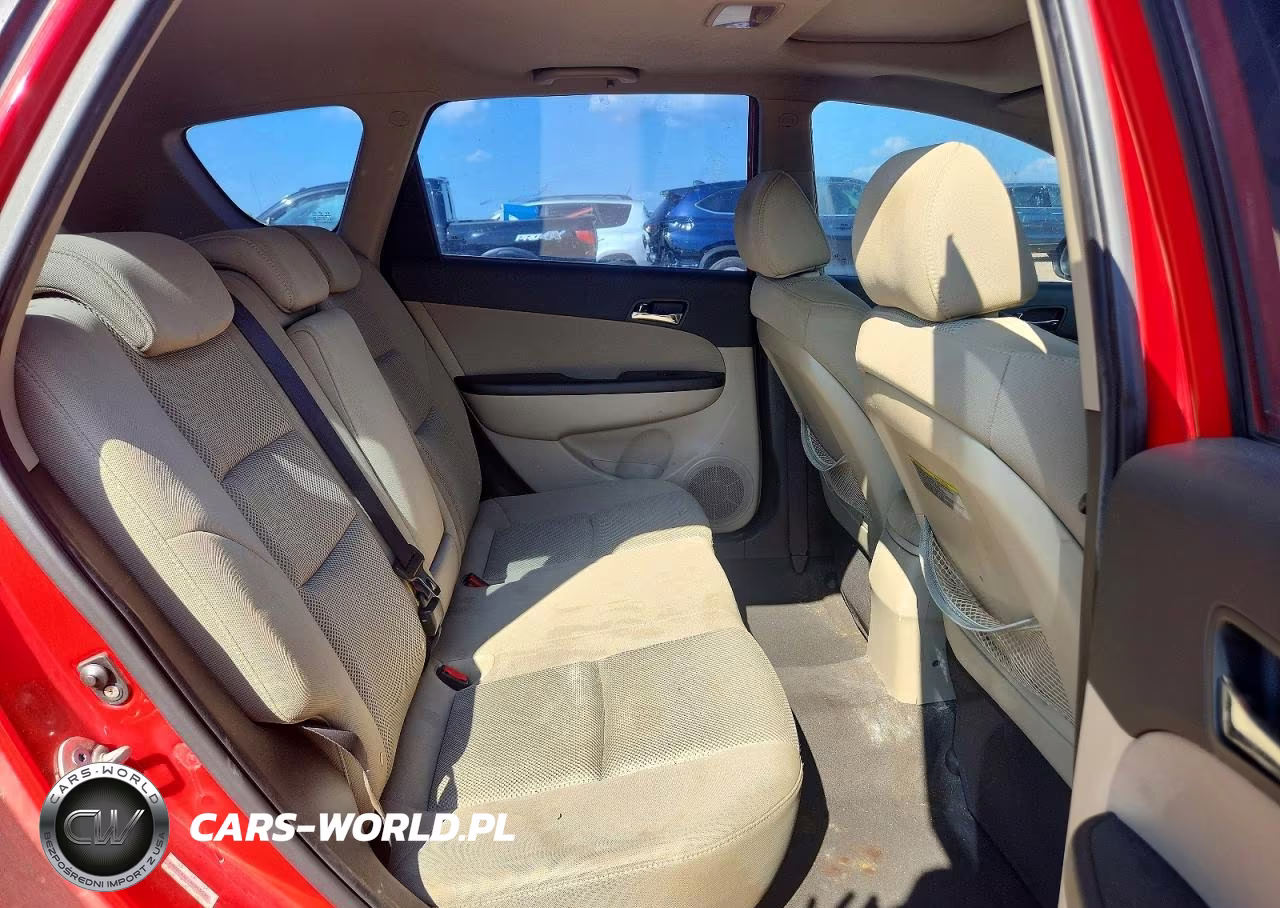2010 Hyundai Elantra Touring Se VIN:KMHDC8AE2AU065990 - 10