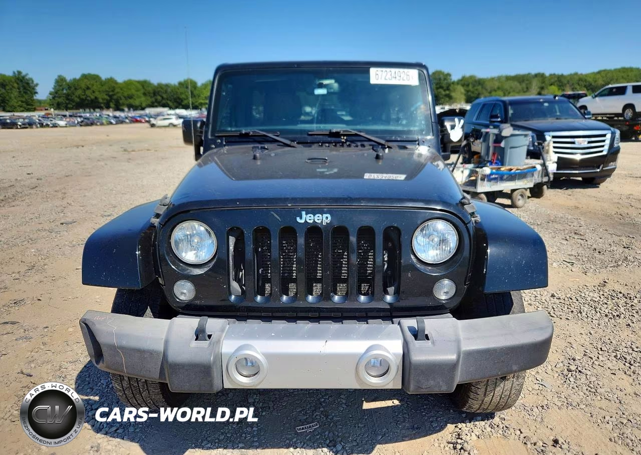2015 Jeep Wrangler Unlimited Sahara VIN:1C4BJWEG7FL732776 - 5