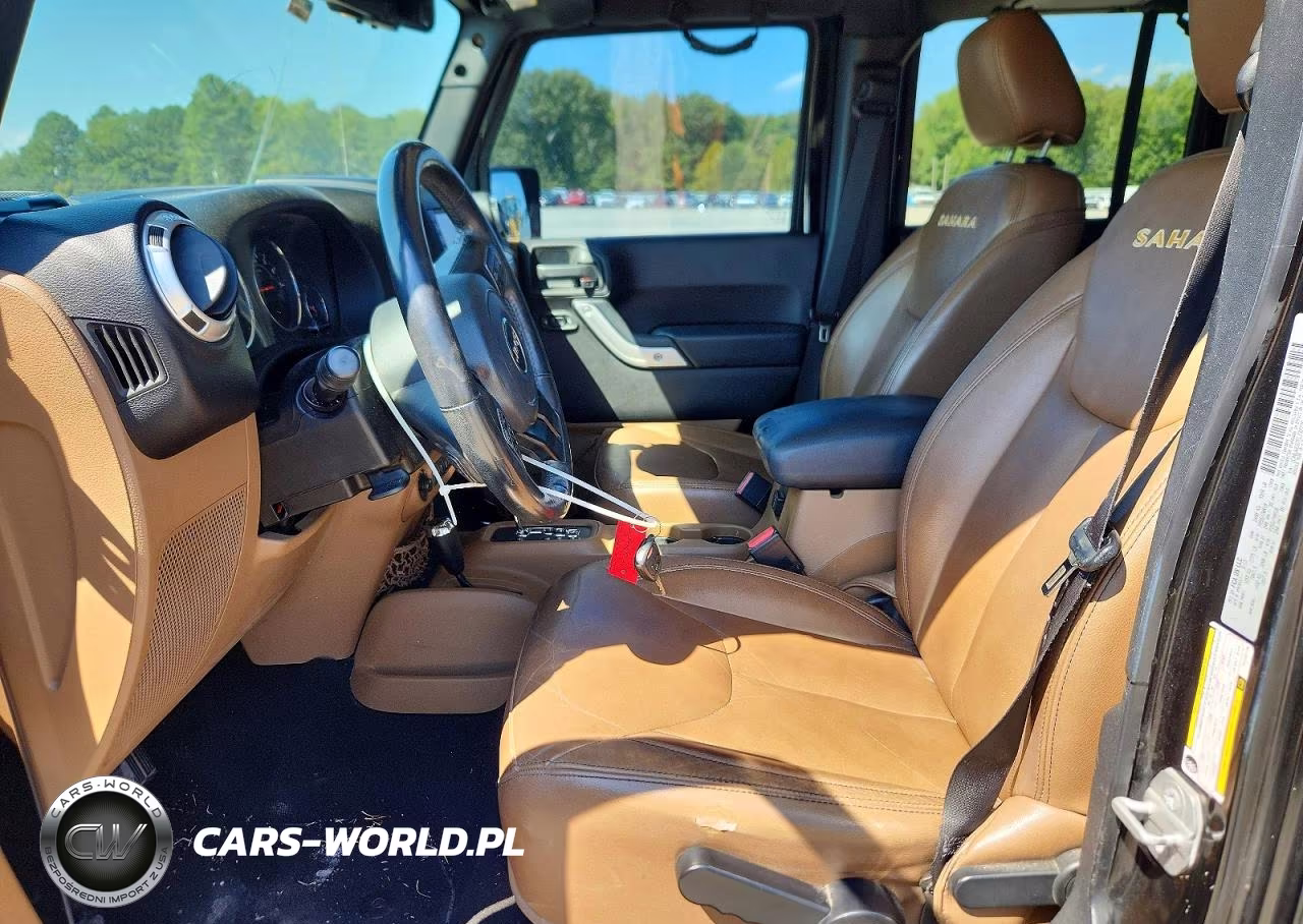 2015 Jeep Wrangler Unlimited Sahara VIN:1C4BJWEG7FL732776 - 7