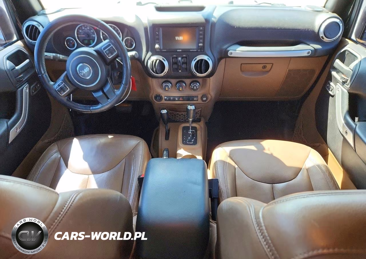 2015 Jeep Wrangler Unlimited Sahara VIN:1C4BJWEG7FL732776 - 8