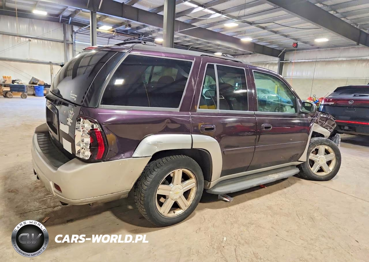 2008 Chevrolet Trailblazer Ls VIN:1GNDT13SX82166223 - 3