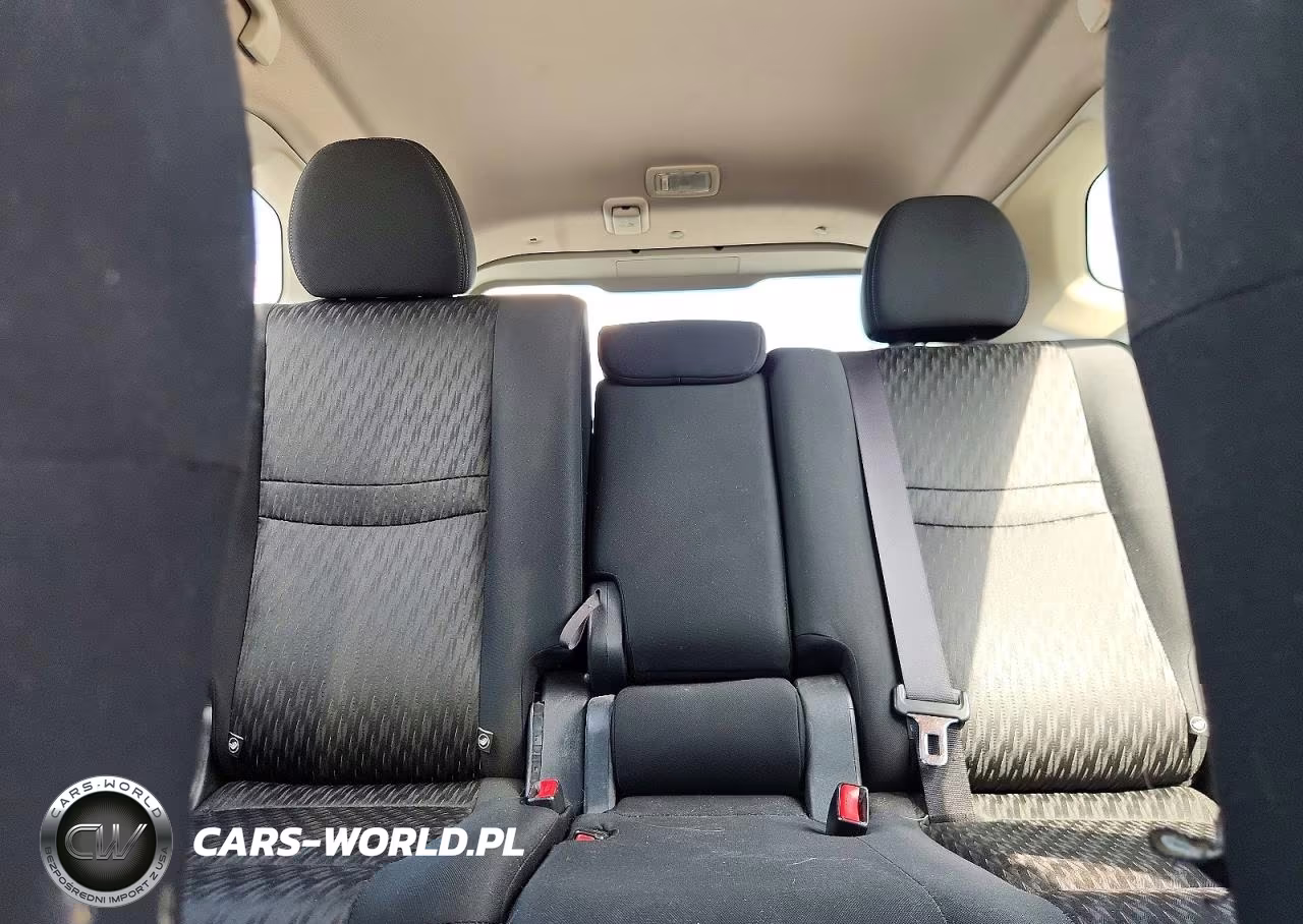 2017 Nissan Rogue S VIN:KNMAT2MT4HP569092 - 10