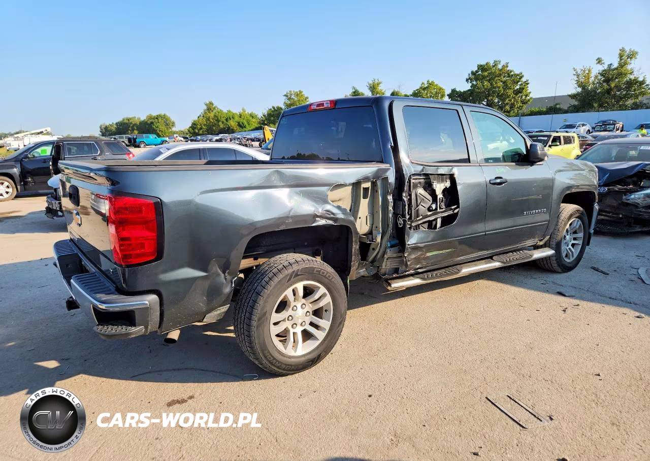 2018 Chevrolet Silverado K1500 Lt VIN:3GCUKREC3JG295157 - 3