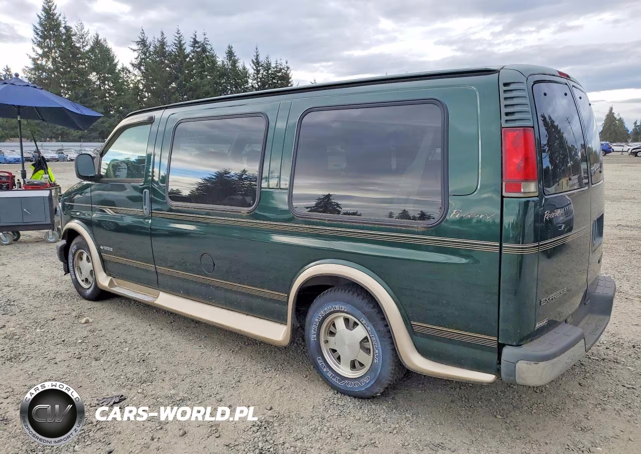 2001 Chevrolet Express 15 VIN:LOT-3-67236816 - 2