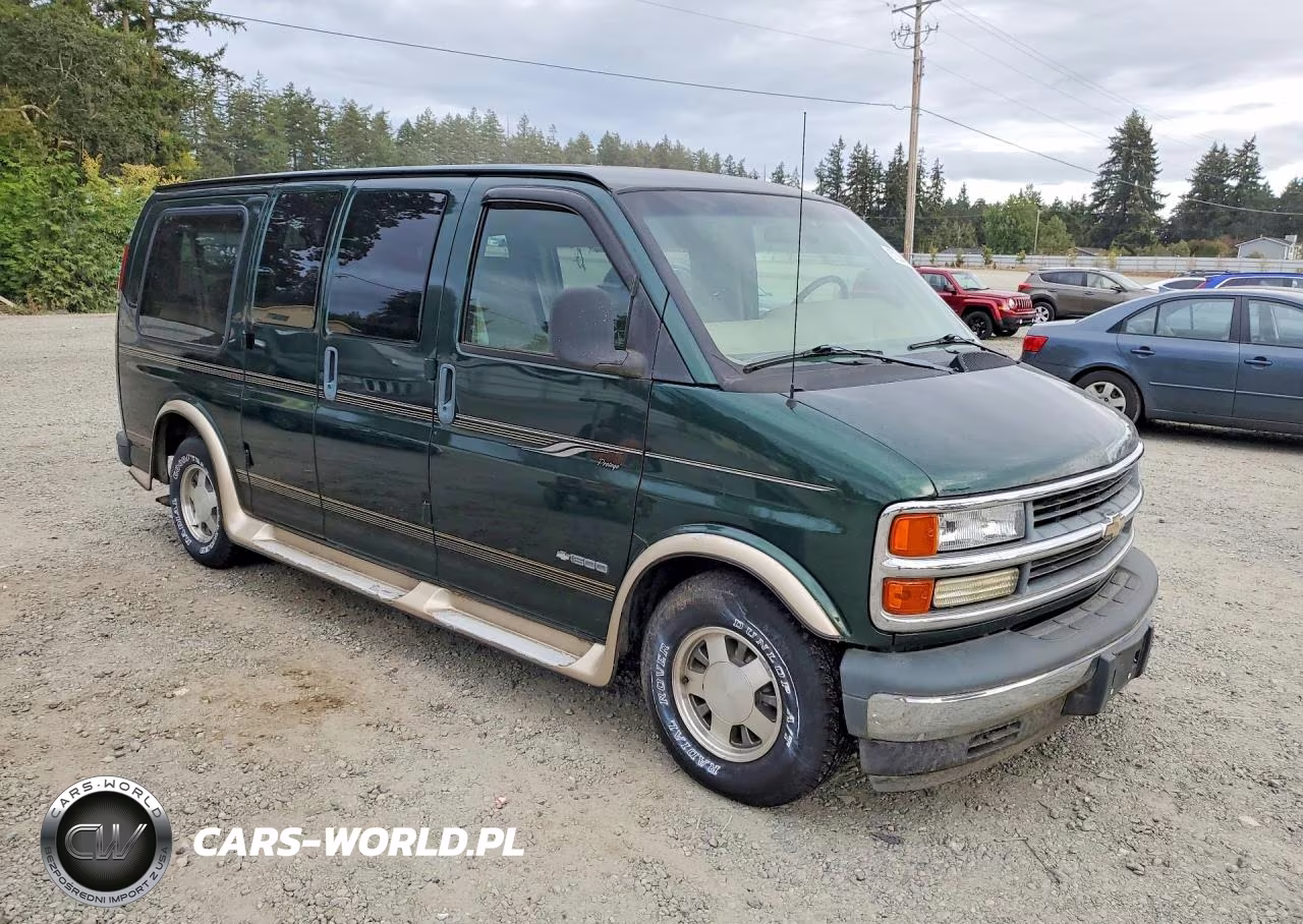 2001 Chevrolet Express 15 VIN:LOT-3-67236816 - 4