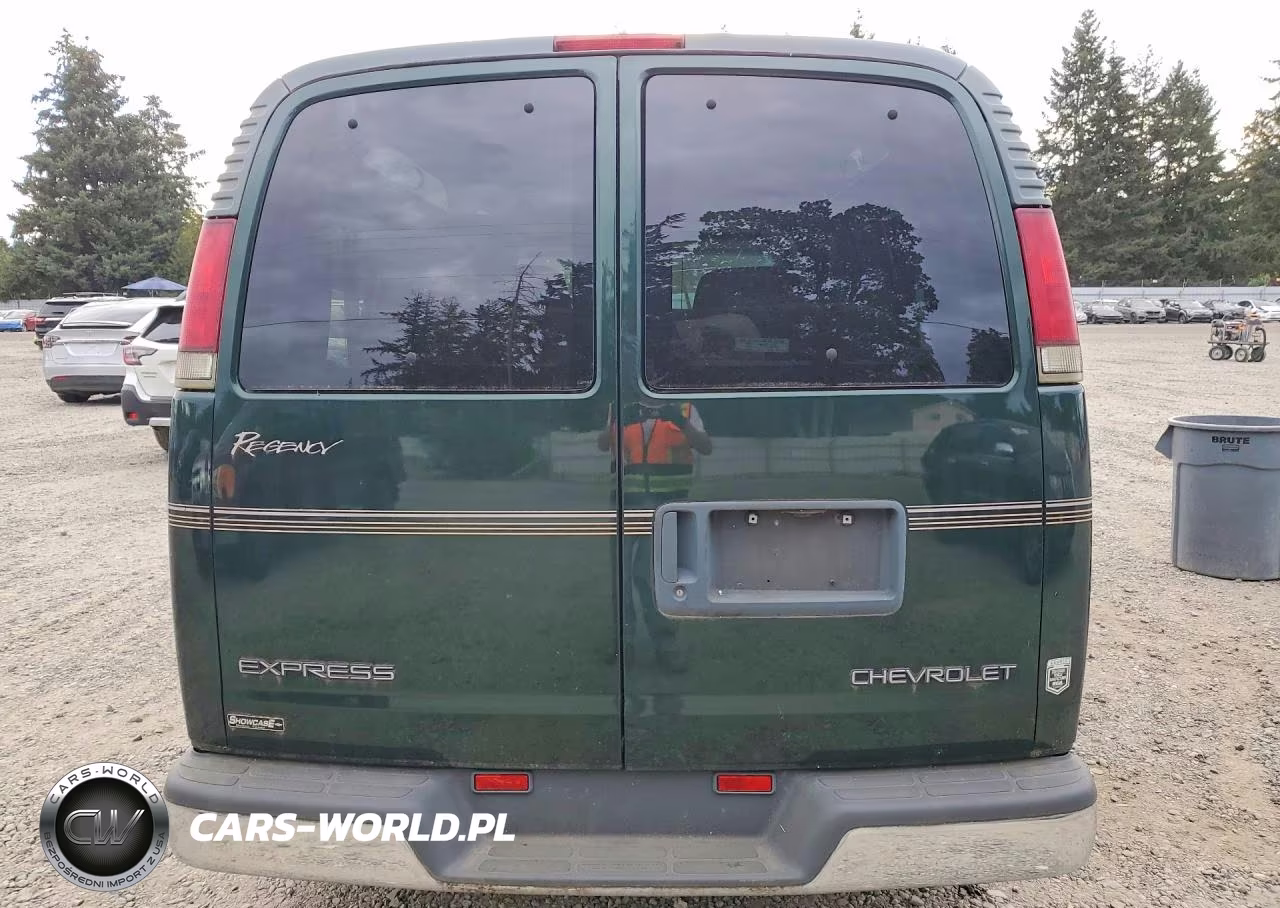 2001 Chevrolet Express 15 VIN:LOT-3-67236816 - 6