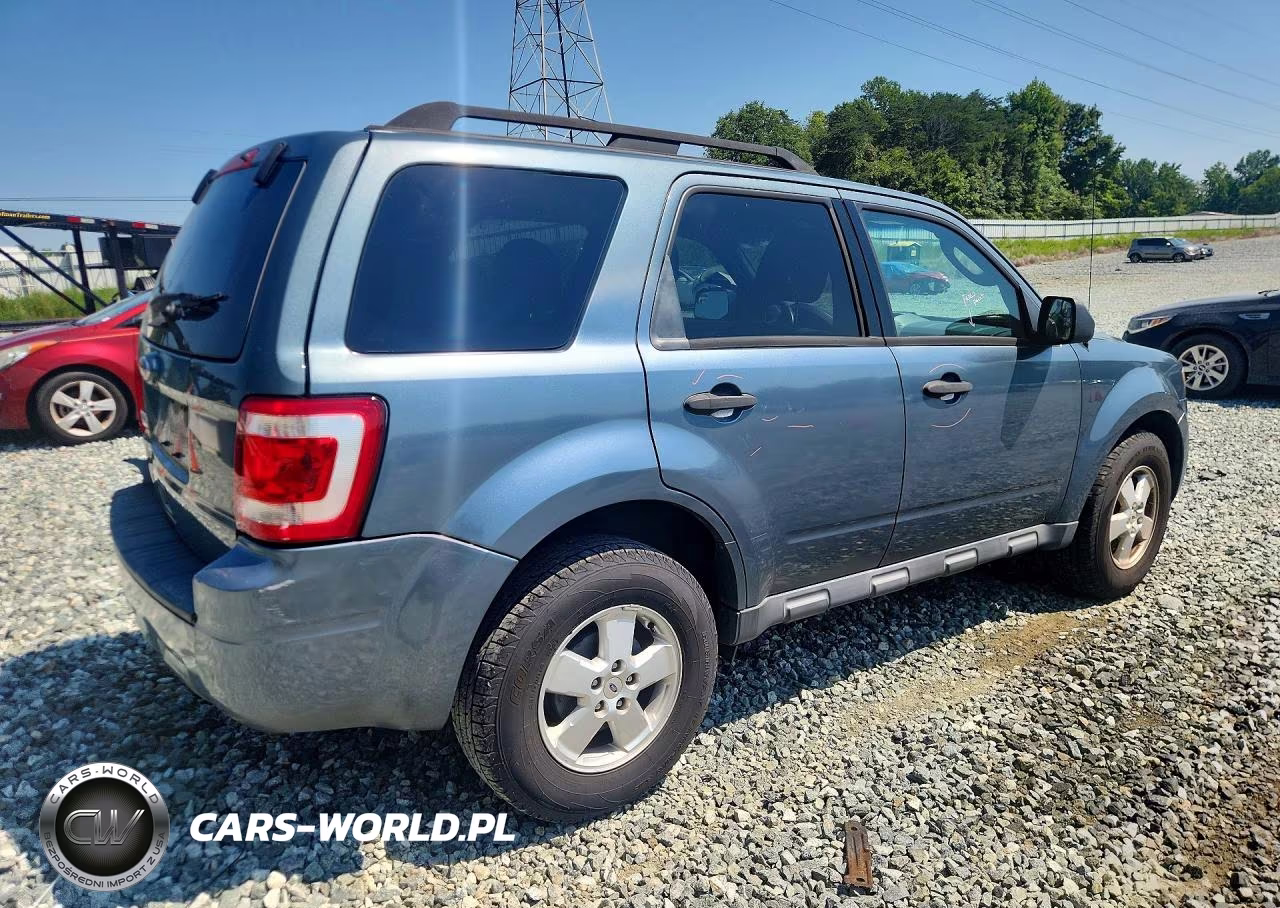 2012 Ford Escape Xlt VIN:1FMCU0D72CKC58775 - 3
