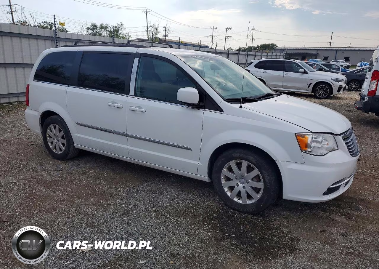 2016 Chrysler Town & Country Touring VIN:2C4RC1BG1GR198148 - 4