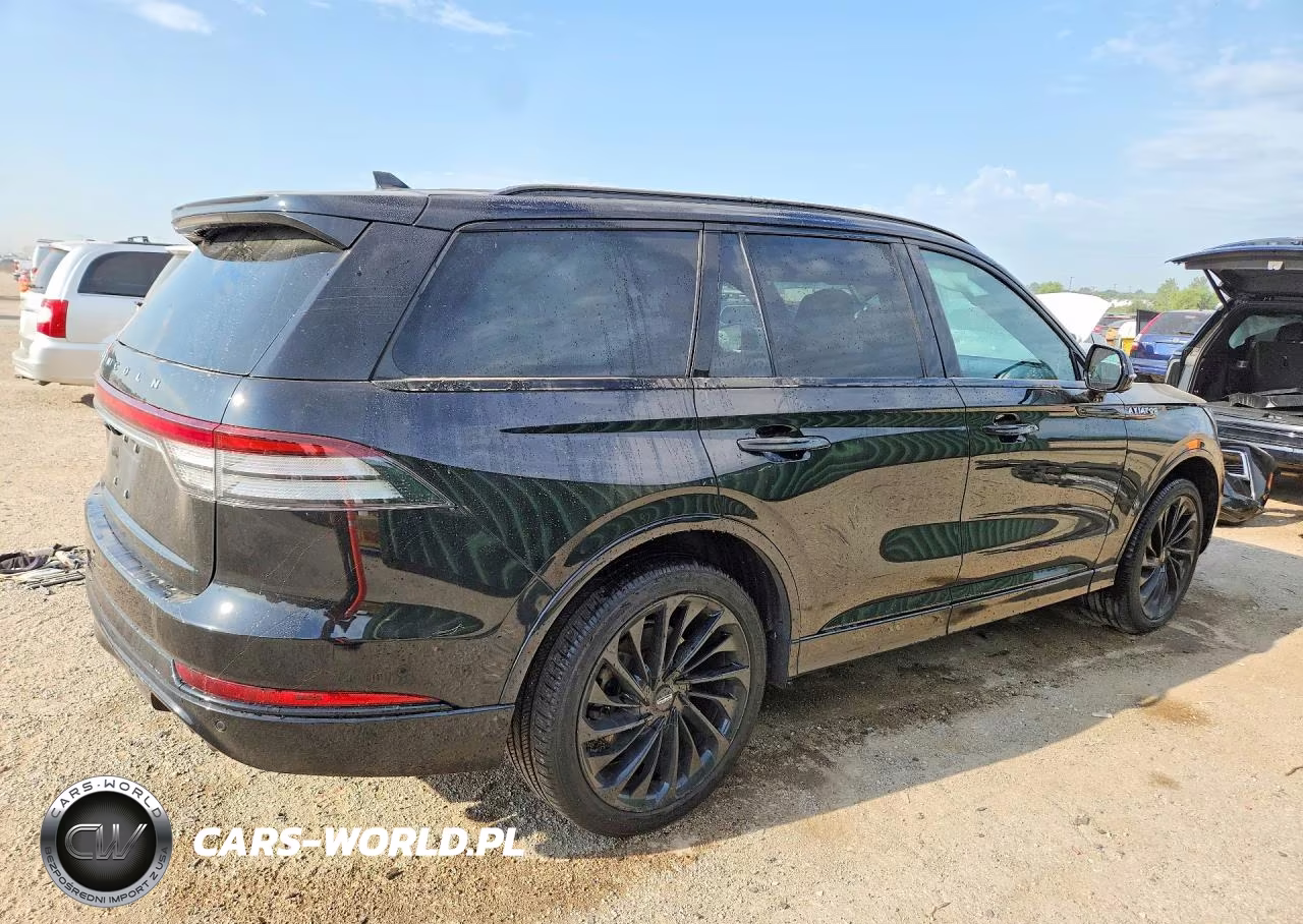 2023 Lincoln Aviator Reserve VIN:5LM5J7XC9PGL14915 - 3