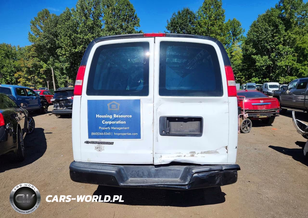 2018 Chevrolet Express G2500 VIN:1GCWGAFP8J1215119 - 6