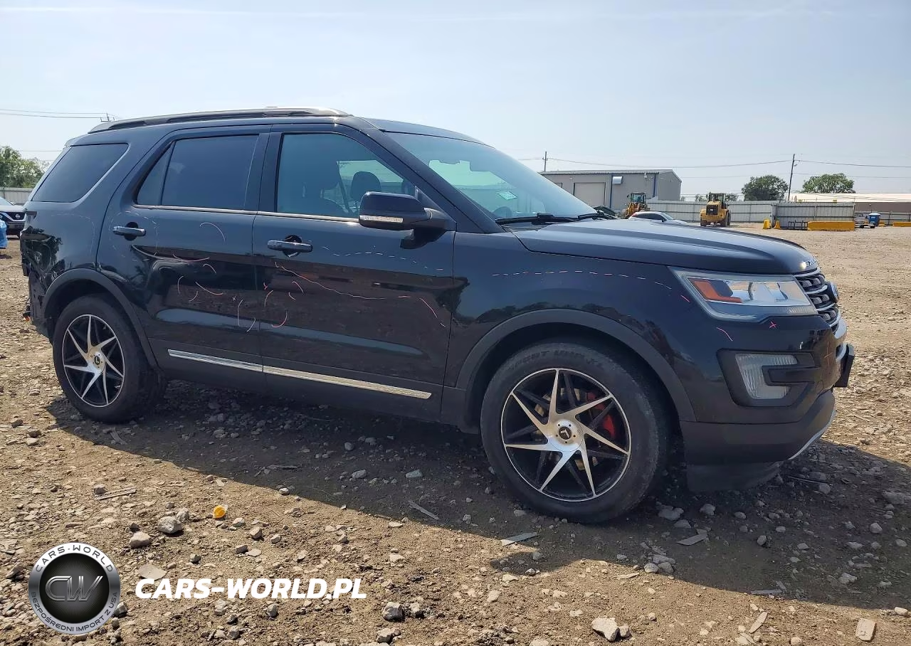 2016 Ford Explorer Xlt VIN:1FM5K8D83GGB16823 - 4
