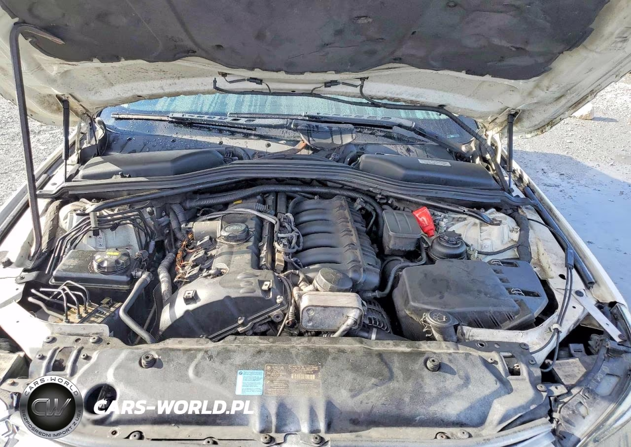 2010 BMW 528 Xi VIN:WBANV1C50AC156847 - 11