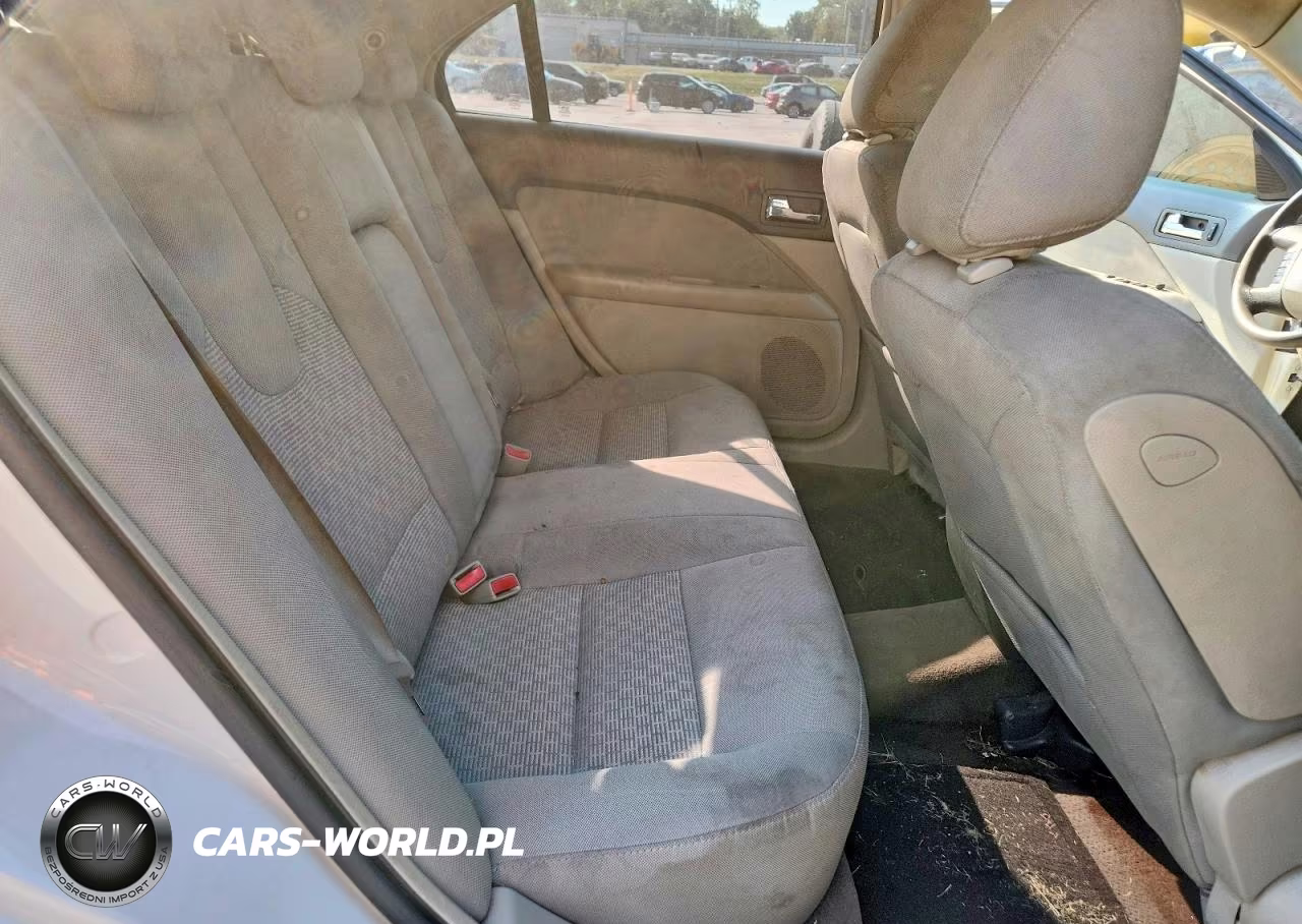 2010 Ford Fusion Se VIN:3FAHP0HG3AR342243 - 10