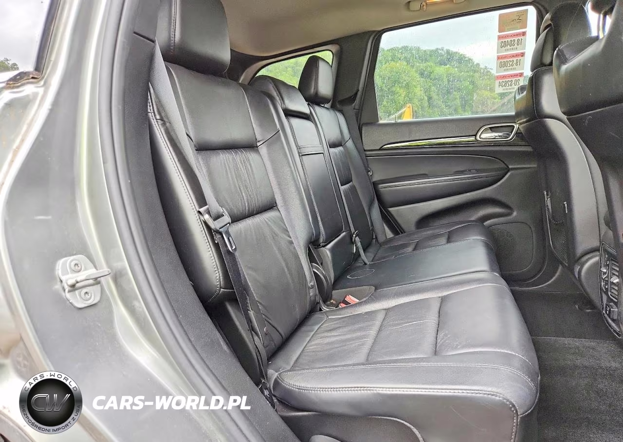 2013 Jeep Grand Cherokee Laredo VIN:1C4RJFAG0DC542612 - 11