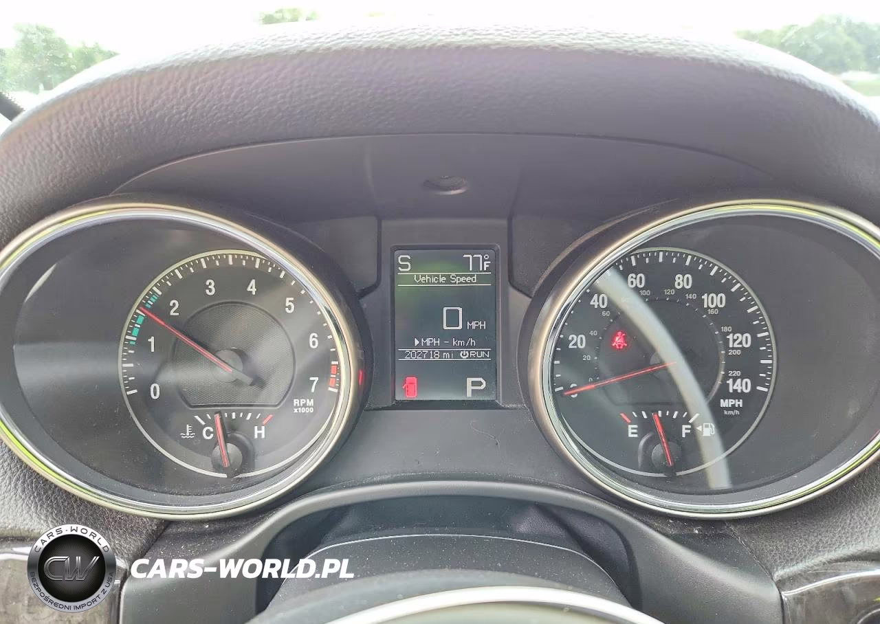 2013 Jeep Grand Cherokee Laredo VIN:1C4RJFAG0DC542612 - 9